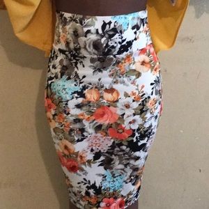 Floral Print skirt! 🌸